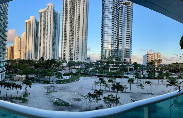 100 Bayview Drive 412, Sunny Isles Beach, FL 33160