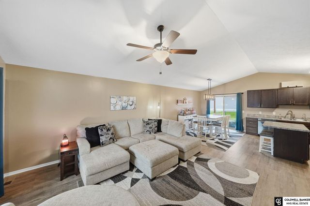 925 Scotts Creek Court, Hickman, NE 68372