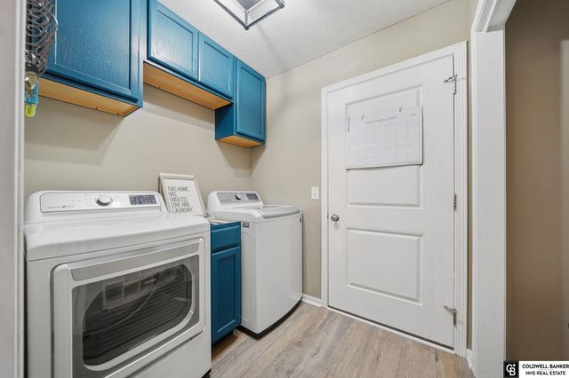 925 Scotts Creek Court, Hickman, NE 68372