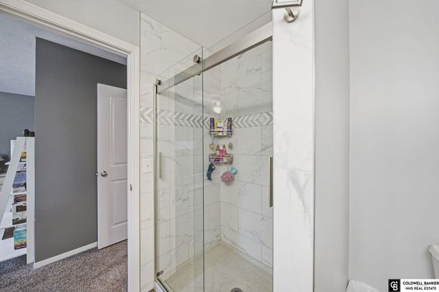 925 Scotts Creek Court, Hickman, NE 68372