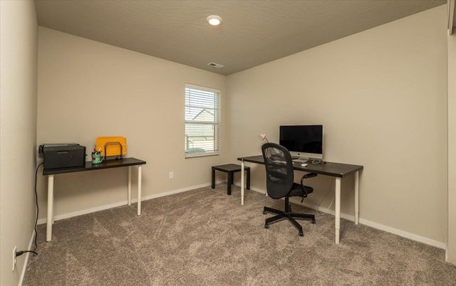 5517 W Morgantown Ln, Spokane, WA 99208