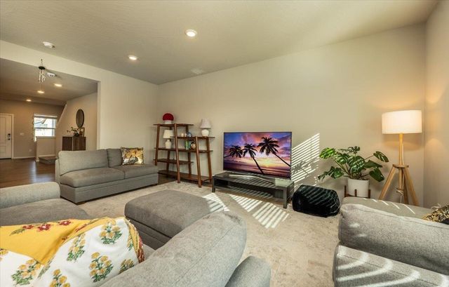 5517 W Morgantown Ln, Spokane, WA 99208