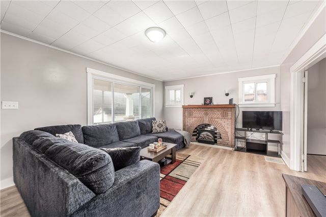 3621 Washington Ave, Finleyville, PA 15332