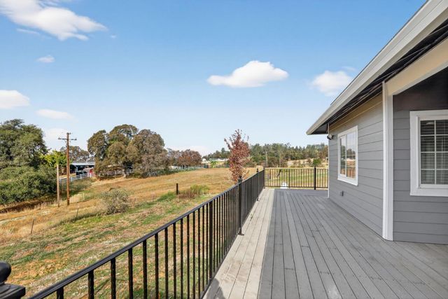 35 Blazeford Gulch, Oroville, CA 95966