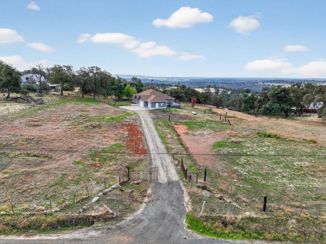 35 Blazeford Gulch, Oroville, CA 95966