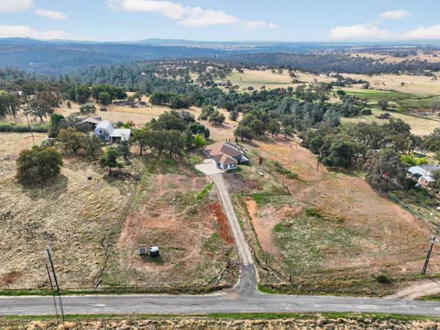 35 Blazeford Gulch, Oroville, CA 95966