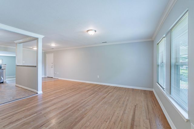 10033 Casa Oaks Drive, Dallas, TX 75228