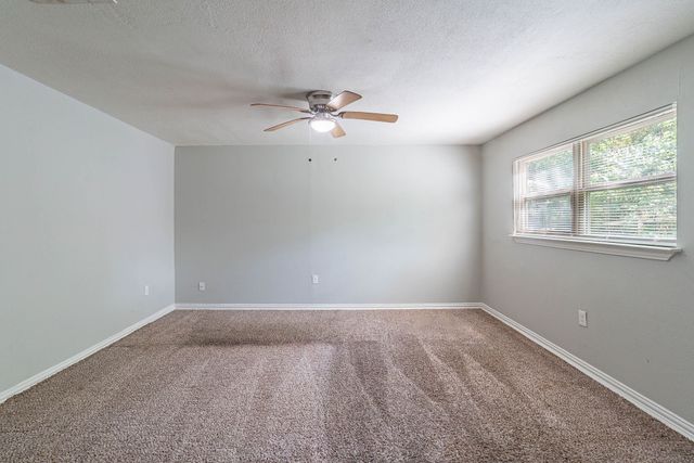 10033 Casa Oaks Drive, Dallas, TX 75228