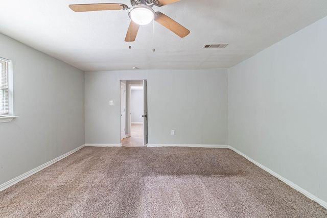 10033 Casa Oaks Drive, Dallas, TX 75228