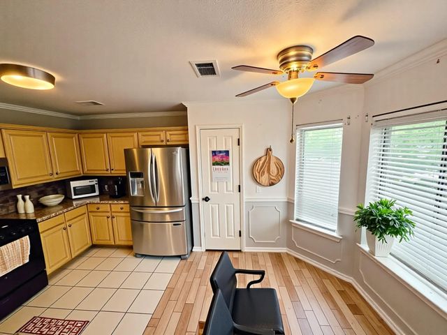 1015 Green Meadow Street, Beaumont, TX 77706