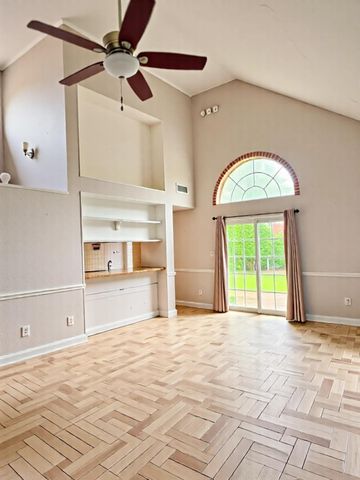 1015 Green Meadow Street, Beaumont, TX 77706