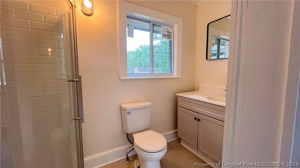 212 Peachtree Street, Red Springs, NC 28377 — photo 6