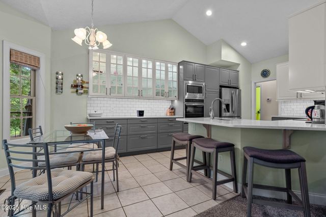 143 Longleaf Drive, West End, NC 27376