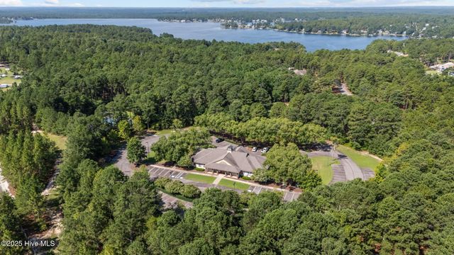 143 Longleaf Drive, West End, NC 27376