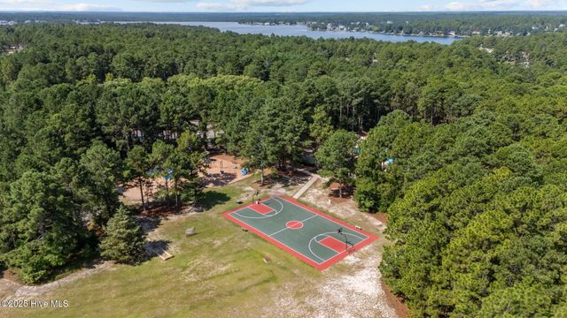 143 Longleaf Drive, West End, NC 27376