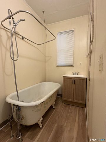 36 Walnut Street 2, Middletown, CT 06457