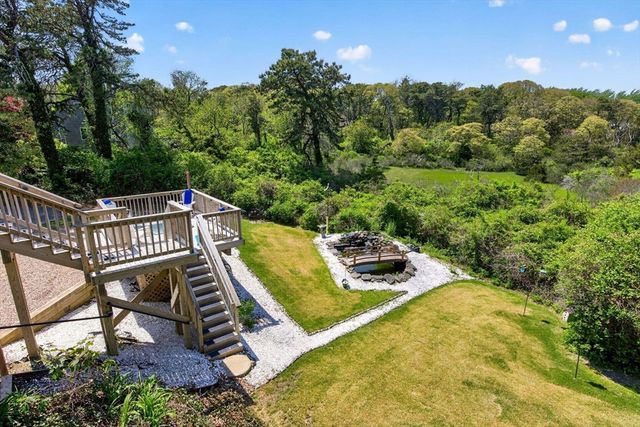 36 Pursel Dr, Chatham, MA 02650