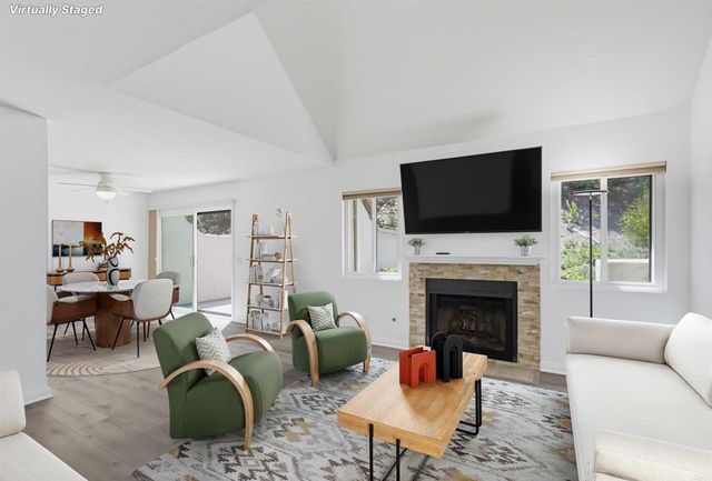 11835 Caminito Ronaldo 114, San Diego, CA 92128
