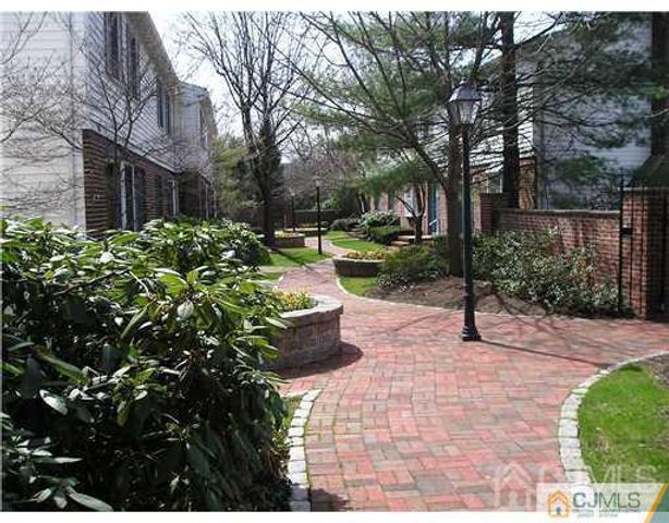 0-239D Amboy Avenue 239D, Metuchen, NJ 08840