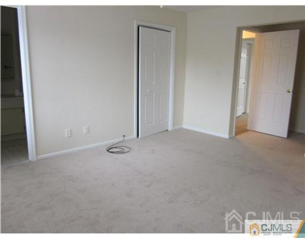 0-239D Amboy Avenue 239D, Metuchen, NJ 08840
