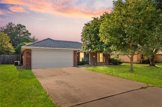 122 Cynthia Lane, Weatherford, TX 76087