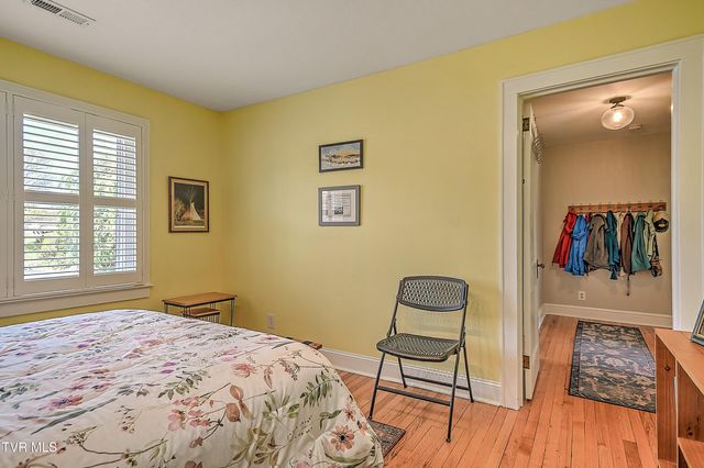 101 Mcarthur Avenue, Elizabethton, TN 37643