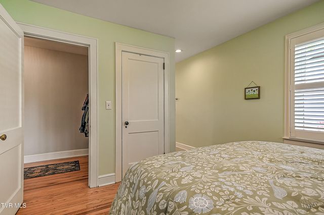 101 Mcarthur Avenue, Elizabethton, TN 37643