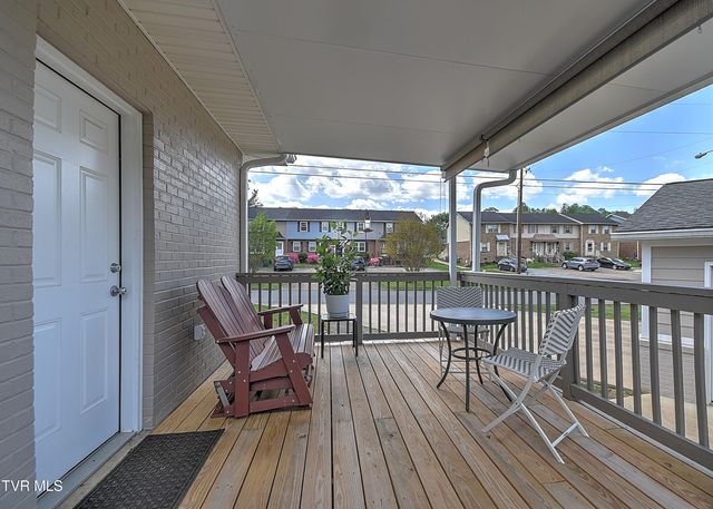 101 Mcarthur Avenue, Elizabethton, TN 37643