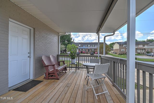 101 Mcarthur Avenue, Elizabethton, TN 37643