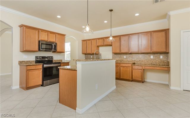 12906 Pastures WAY, Fort Myers, FL 33913