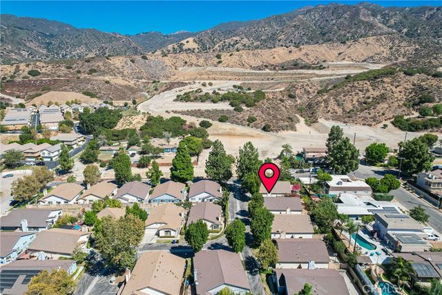 13982 Olive Grove Lane, Sylmar, CA 91342