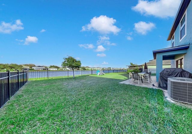 10136 NEWMINSTER LOOP, Ruskin, FL 33573