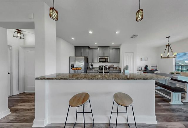 10136 NEWMINSTER LOOP, Ruskin, FL 33573