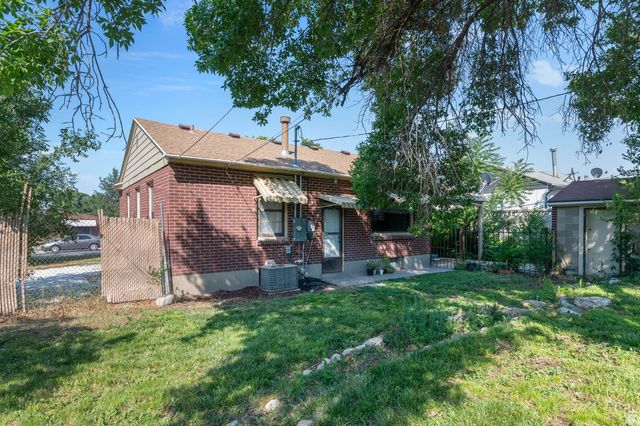 8637 W HELEN DR, Magna, UT 84044