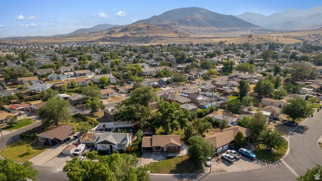 8637 W HELEN DR, Magna, UT 84044