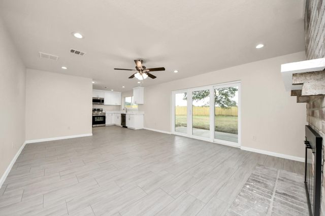 7703 Westbank Avenue, Houston, TX 77064