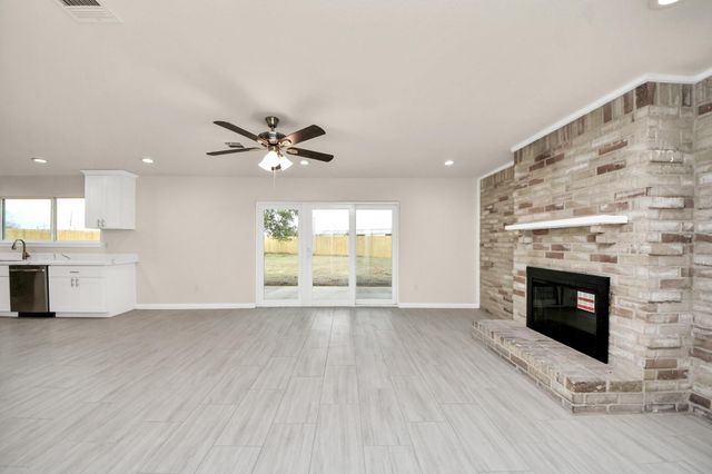 7703 Westbank Avenue, Houston, TX 77064