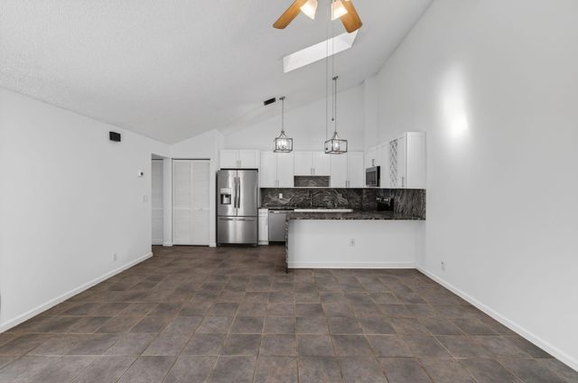 1350 Periwinkle Place, Wellington, FL 33414