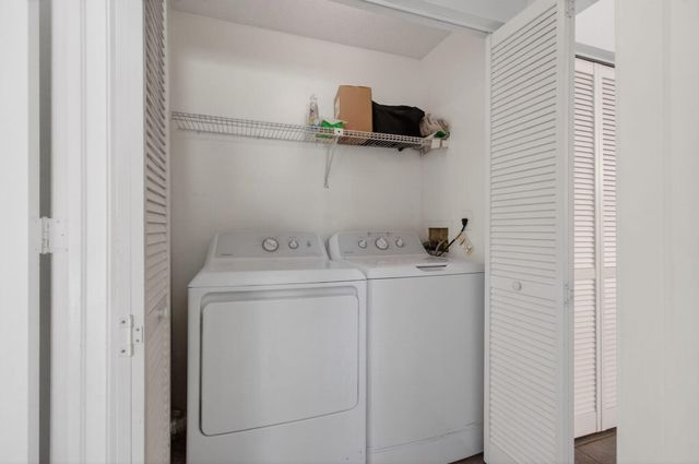 1350 Periwinkle Place, Wellington, FL 33414