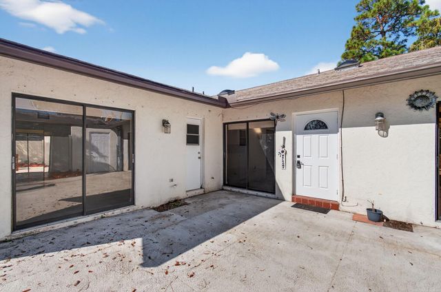 1350 Periwinkle Place, Wellington, FL 33414