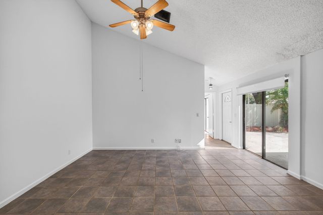 1350 Periwinkle Place, Wellington, FL 33414