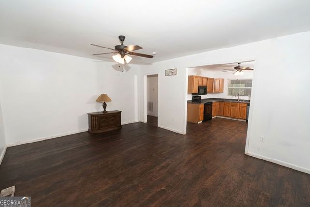 1323 S Lee Street, Griffin, GA 30223