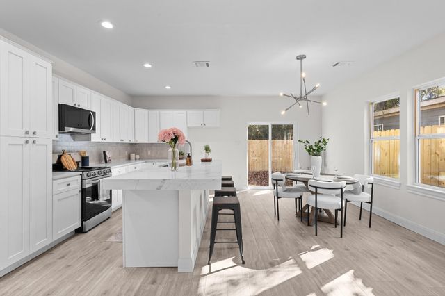 7814 Beckley Street, Houston, TX 77088