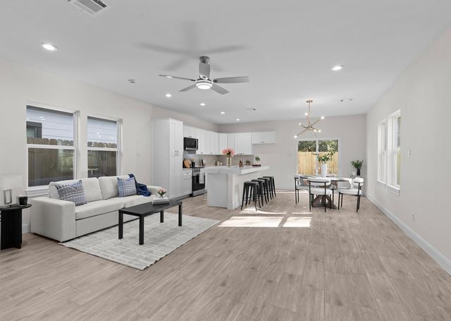 7814 Beckley Street, Houston, TX 77088