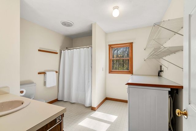 71 Mclains Woods Rd, Groton, MA 01450