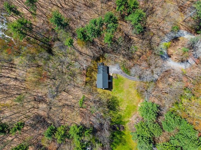 71 Mclains Woods Rd, Groton, MA 01450