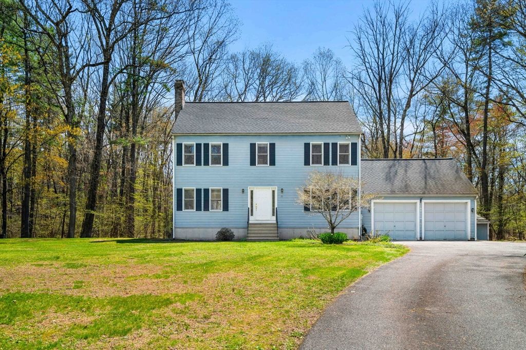 71 Mclains Woods Rd, Groton, MA 01450