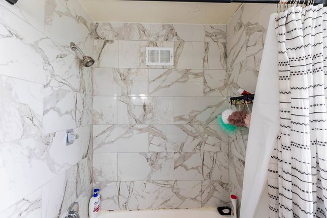 5801 S TALMAN Avenue, Chicago, IL 60629