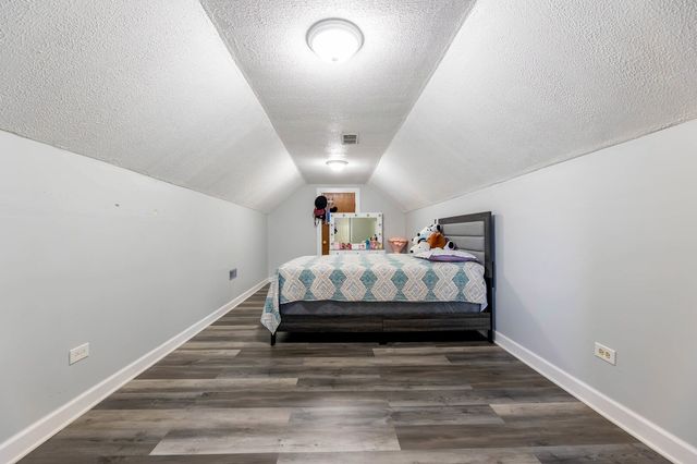 5801 S TALMAN Avenue, Chicago, IL 60629