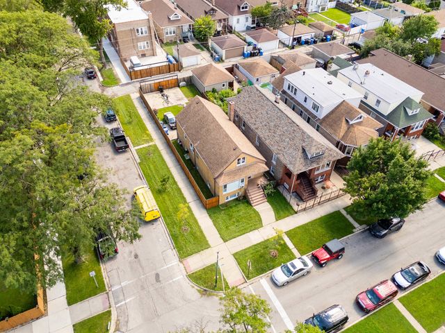 5801 S TALMAN Avenue, Chicago, IL 60629